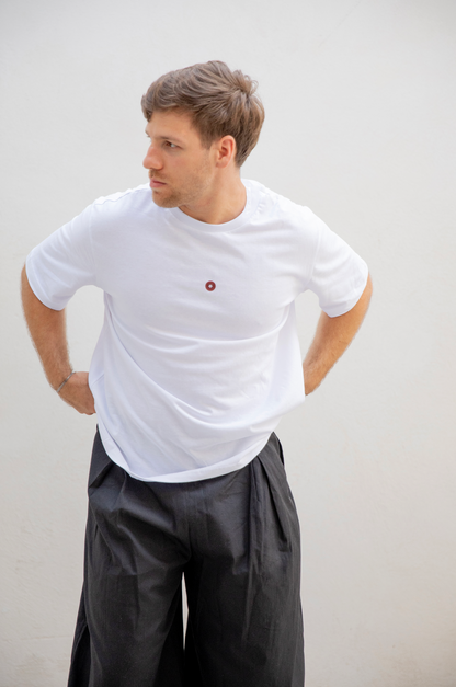 996 club (white tee)
